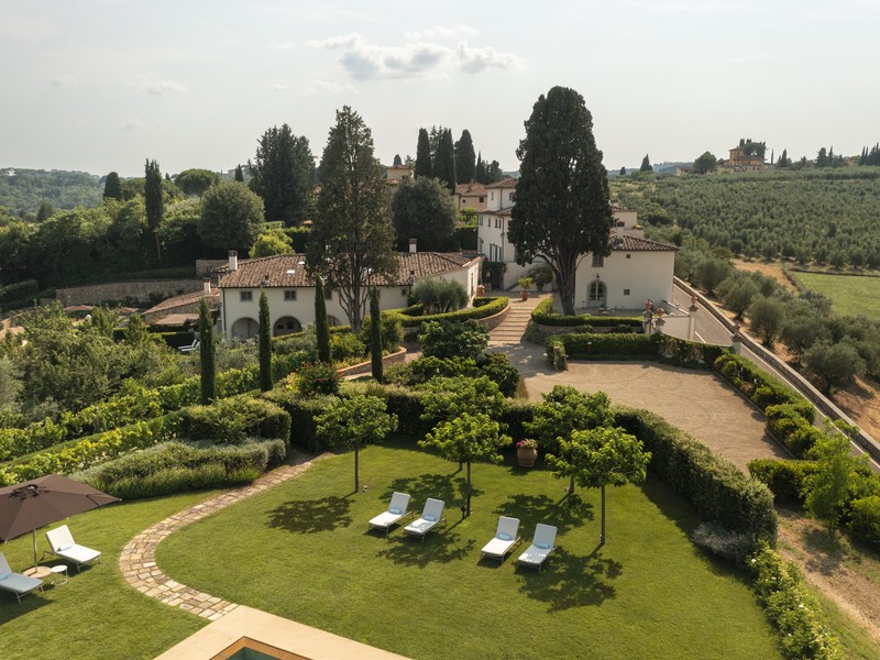  Experience Timeless Luxury at Dimora Ghirlandaio: A Journey Through Tuscany's Rich Heritage